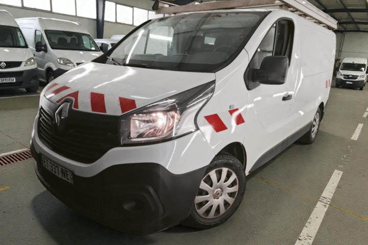 RENAULT TRAFIC FOURGON