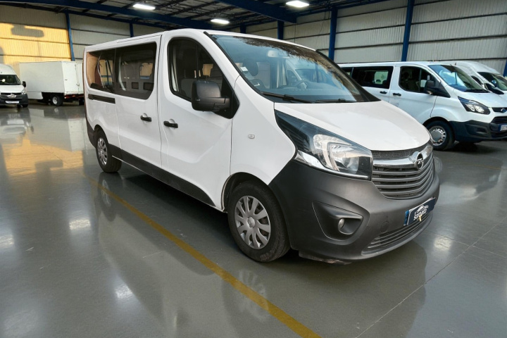 OPEL VIVARO COMBI