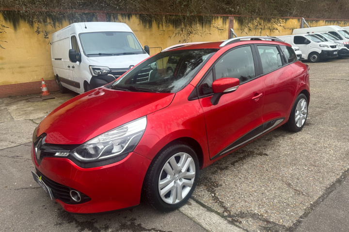 RENAULT CLIO IV ESTATE